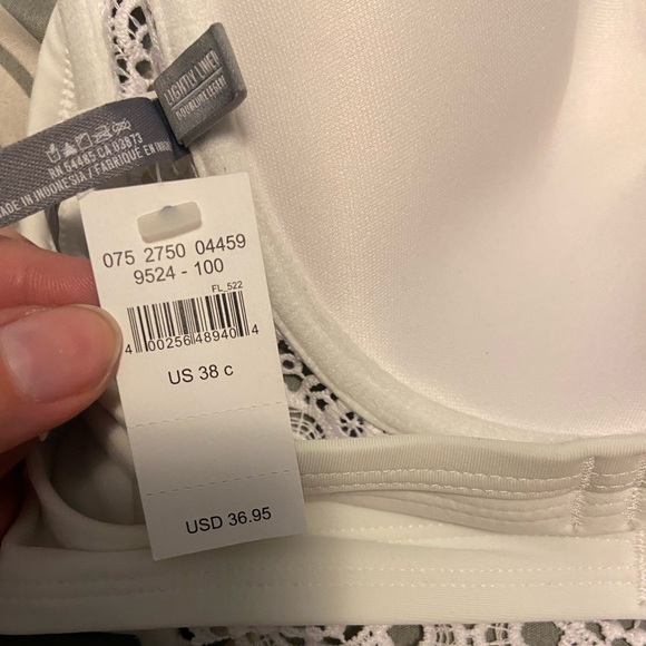 White bikini top. Aerie. 38C. New with tags. Never worn. - Picture 3 of 4